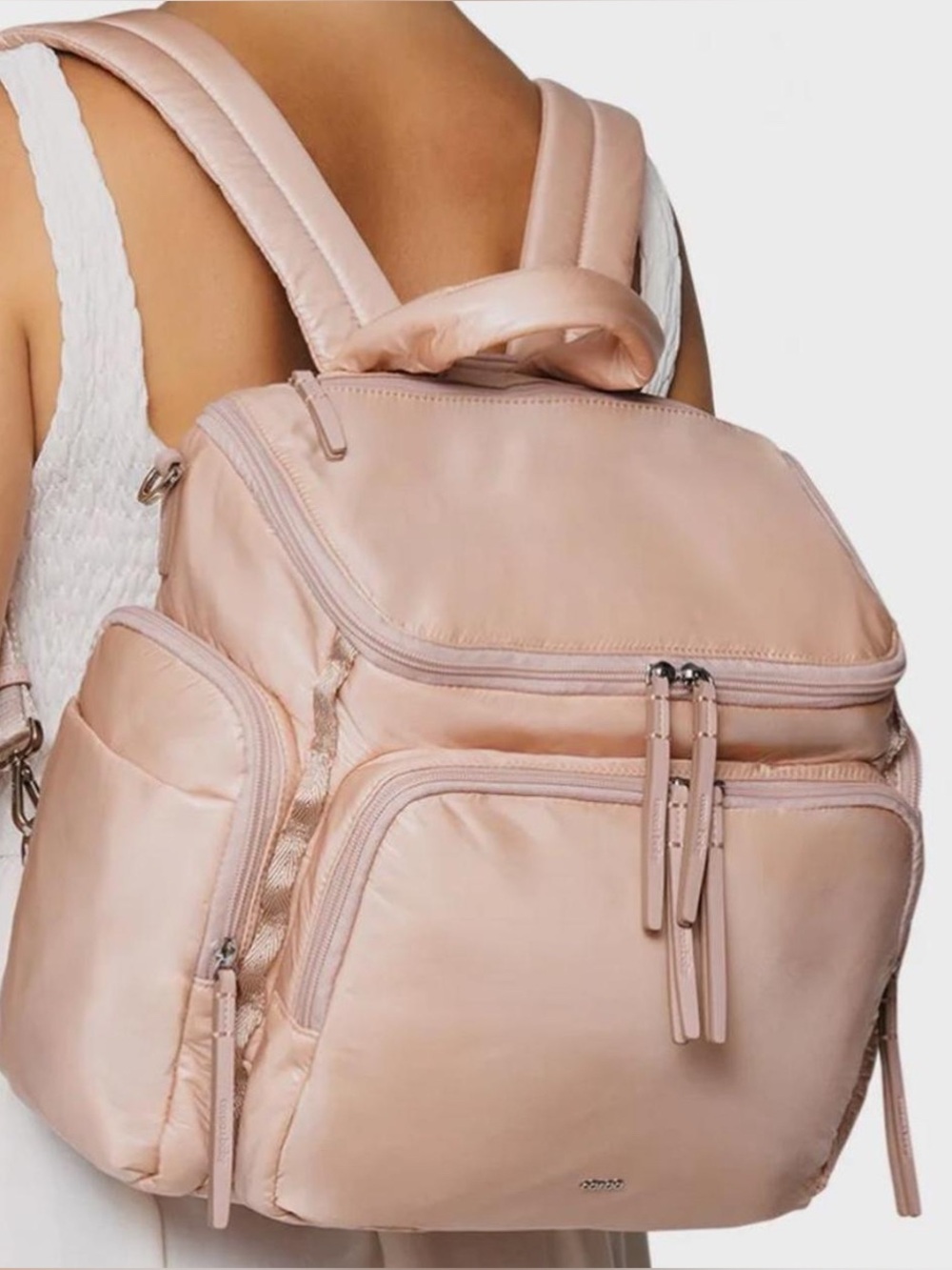 CARAA
NWOT- Baby Bag Medium in Blush Nylon
Retail price : $330 - Picture 3 of 8